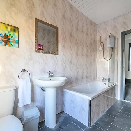 Maison d'hôtes -ra27a- For Your Relaxed, Cosy Stay, Free Parking Leeds (West Yorkshire)